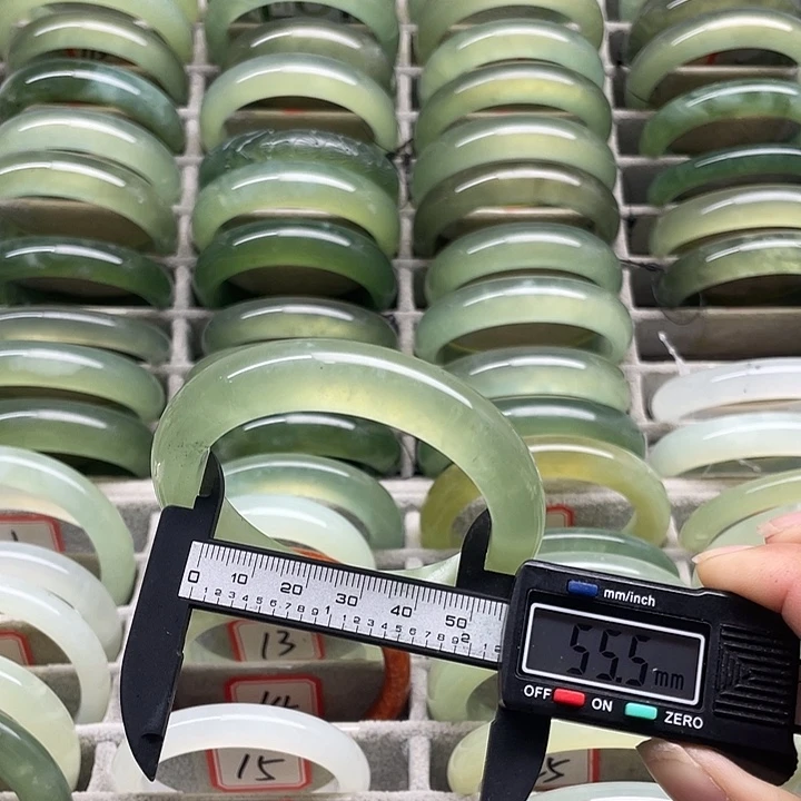 未镶嵌蛇纹石玉手镯16