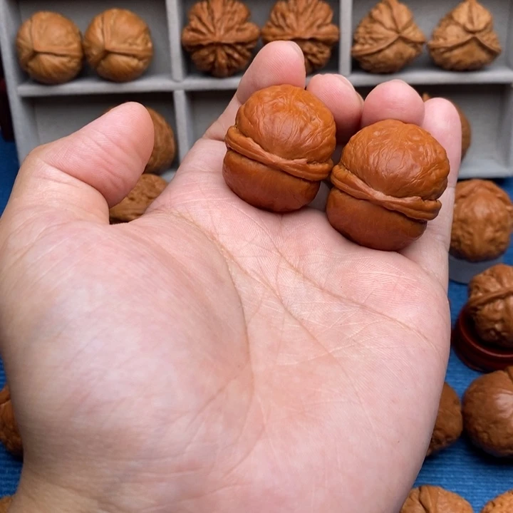 文玩核桃把件精品小手捻