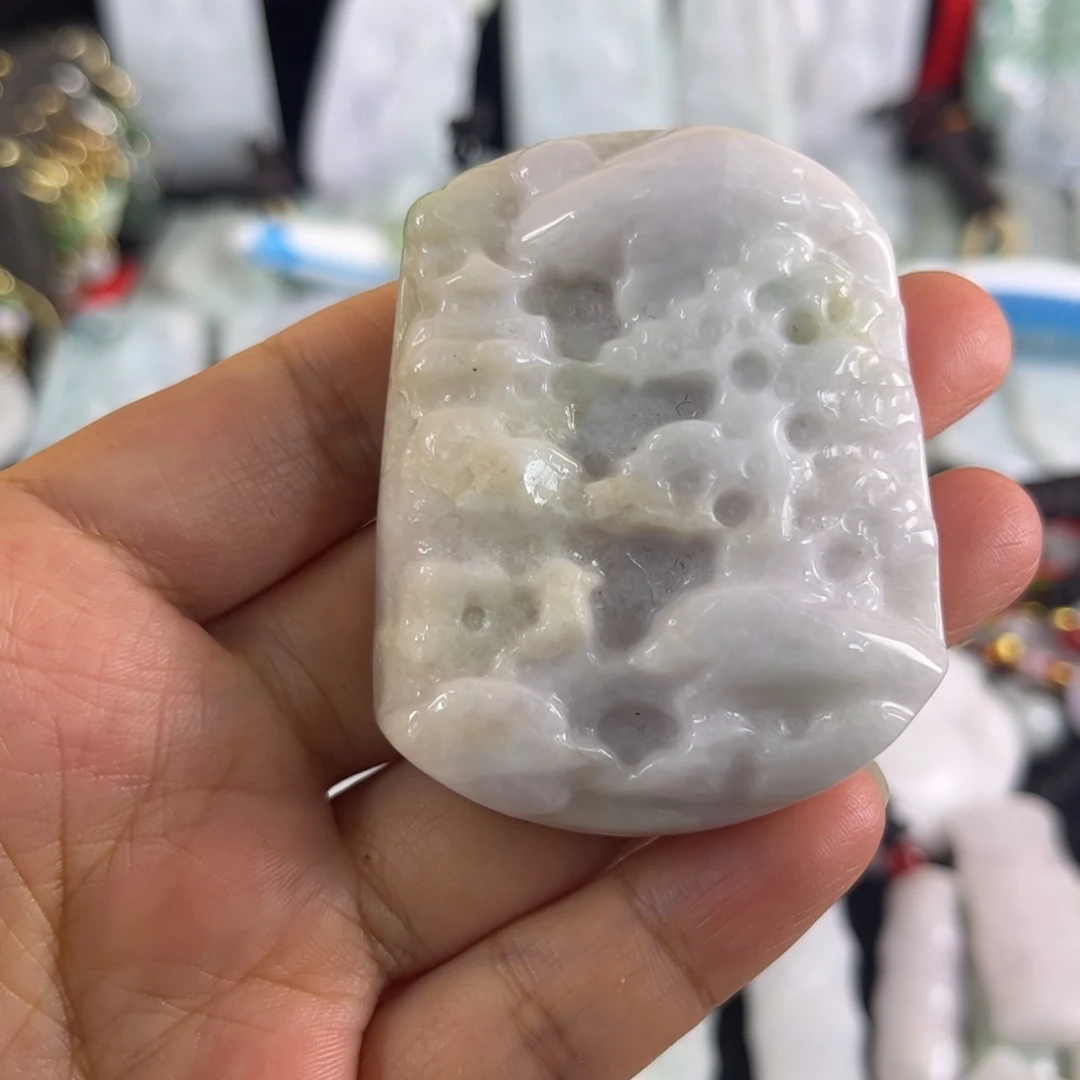 翡翠未镶嵌吊坠(不含链)瑕疵