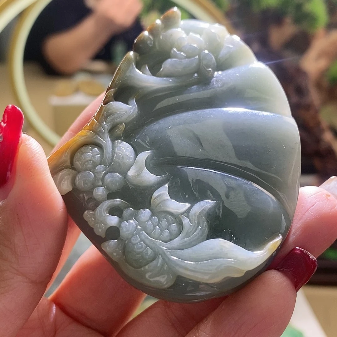 【闪购商品】翡翠颈饰未镶嵌鱼