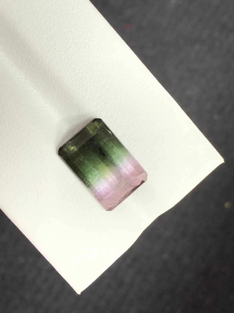 5.24ct天然老料西瓜碧玺裸石，色彩分明，颜色美艳 ，晶体通透，微棉