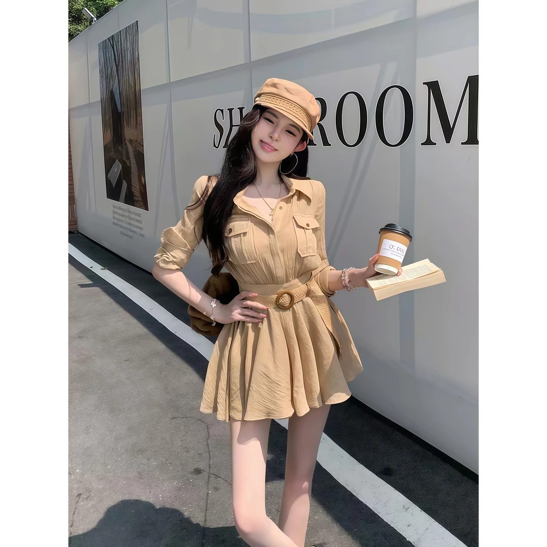 时尚复古高级感翻领衬衫连衣裙女秋季新款收腰显瘦百褶A字短裙子