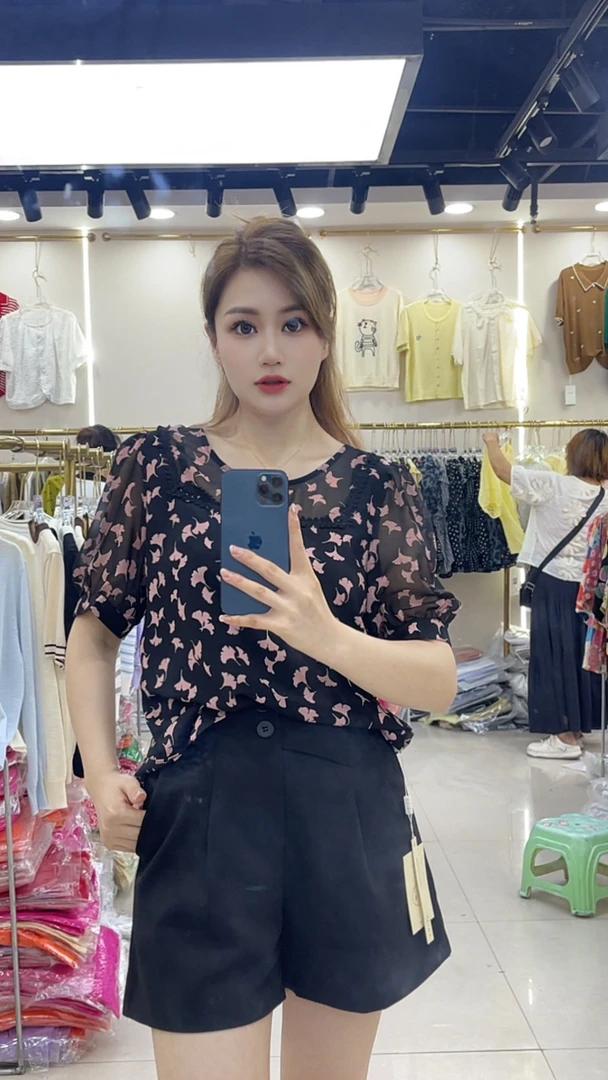 夏季圆领银杏叶印花宽松小衫9585