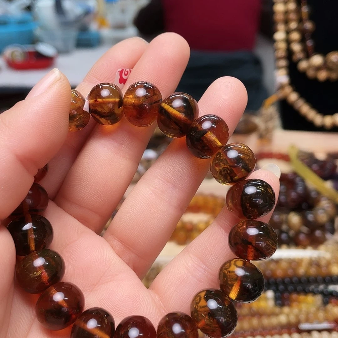 琥珀裸石未镶嵌川十三