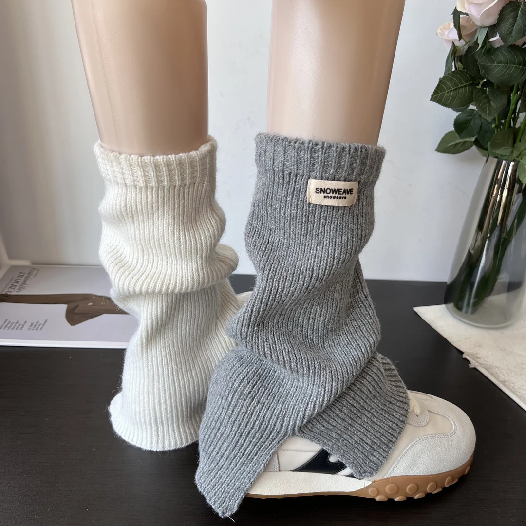 阔腿灰色羊毛针织袜套女秋冬季时髦开叉复古奶白色布标腿套ins潮