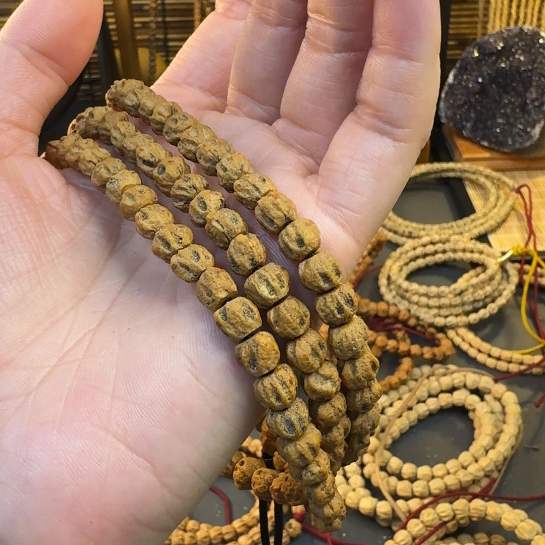 柏香籽/百香籽把件送***马