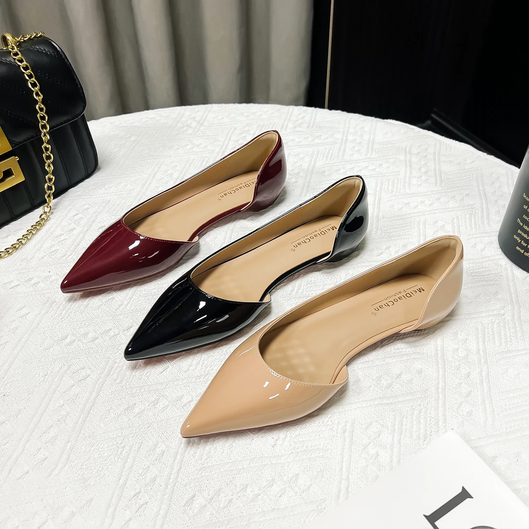 【羊皮】红底侧空内增高浅口平底鞋2025年新款尖头性感气质百搭单鞋