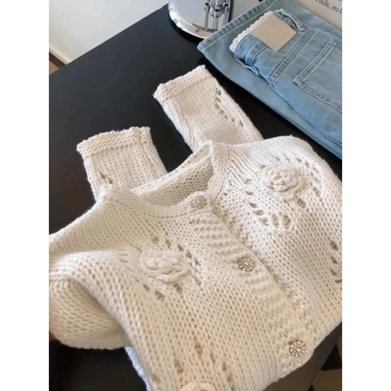 早秋穿搭法式温柔风毛衣开衫外套女秋冬软糯镂空立体花朵针织上衣