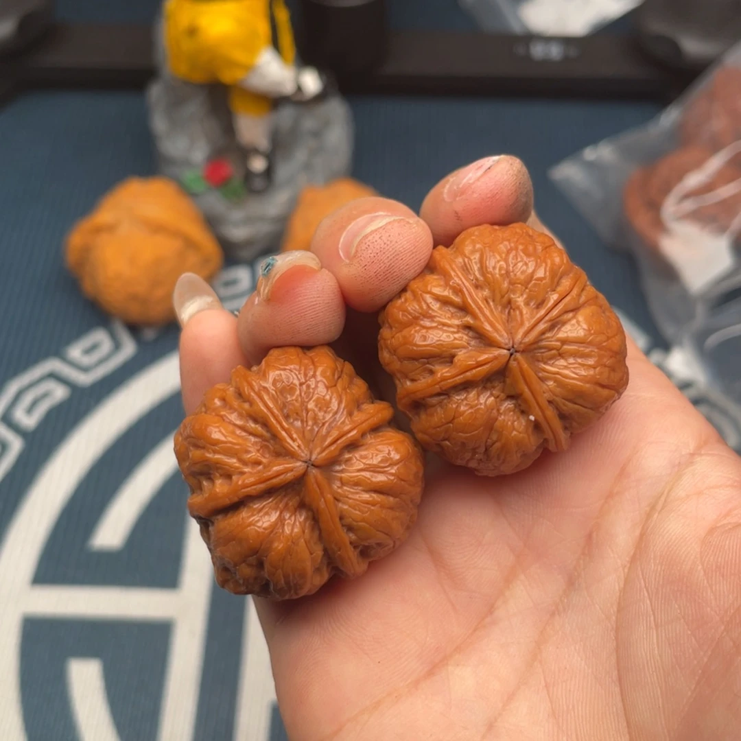 把件文玩核桃抱*?四棱