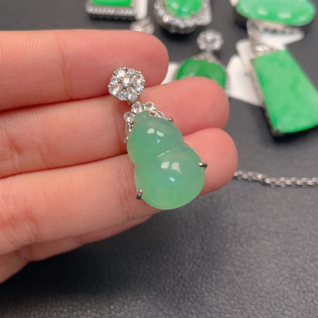 翡翠银S925镶嵌吊坠(不含链)