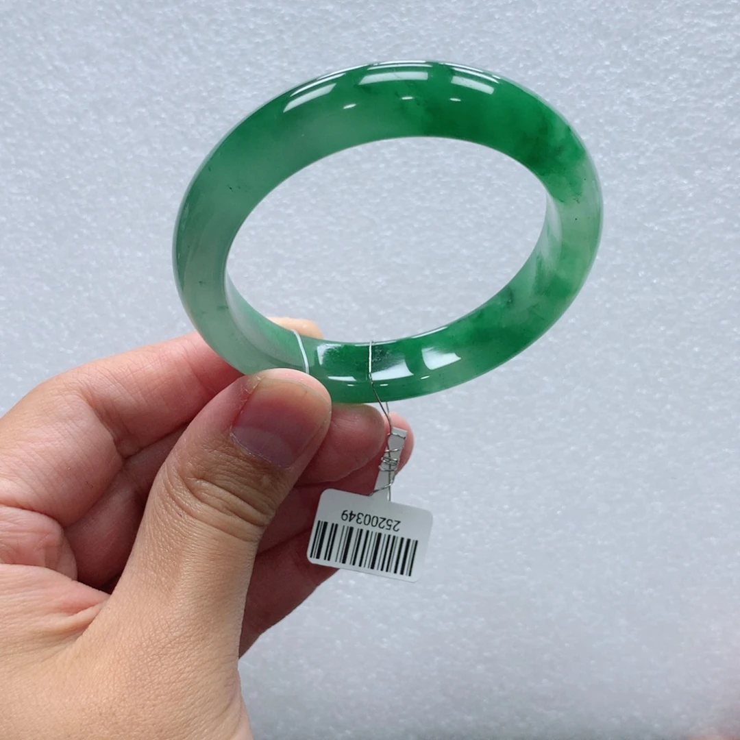 石英质玉未镶嵌手镯青青56-多人