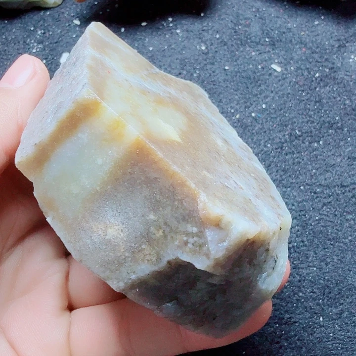 和田玉（糖玉）未镶嵌珠宝半成品