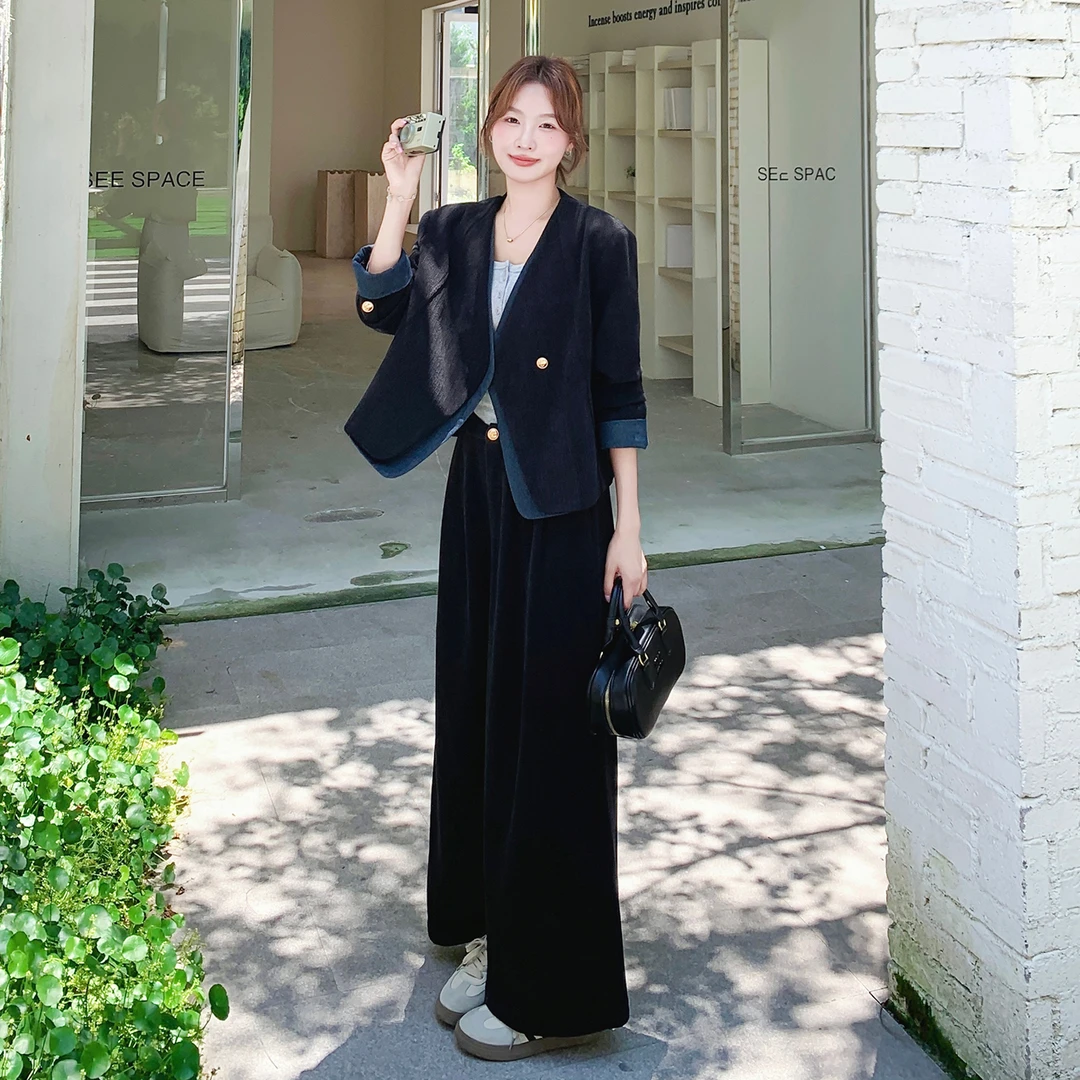 早秋穿搭套装2025超火巨好看牛仔拼接假两件短外套阔腿裤两件套