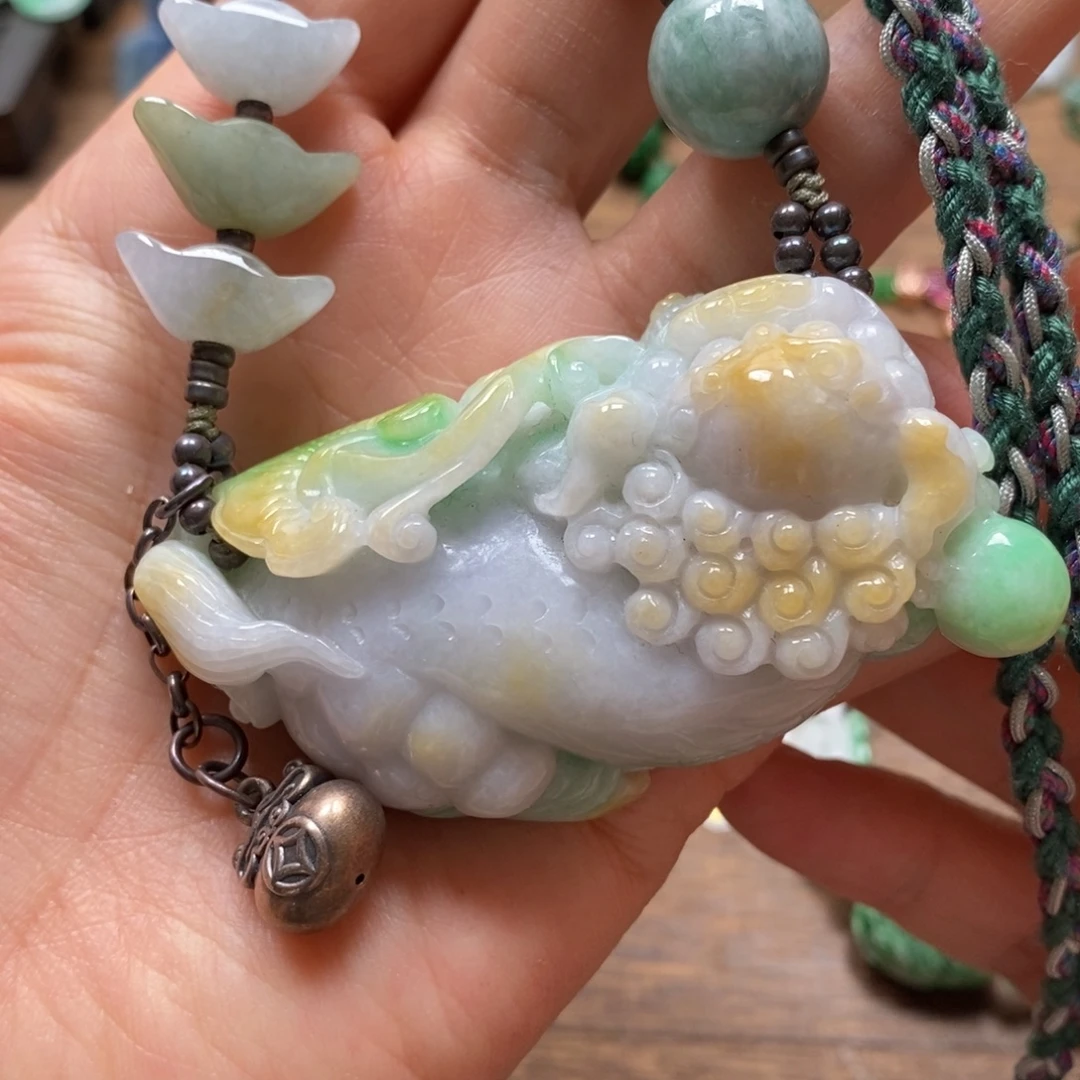 翡翠未镶嵌颈饰复古国风