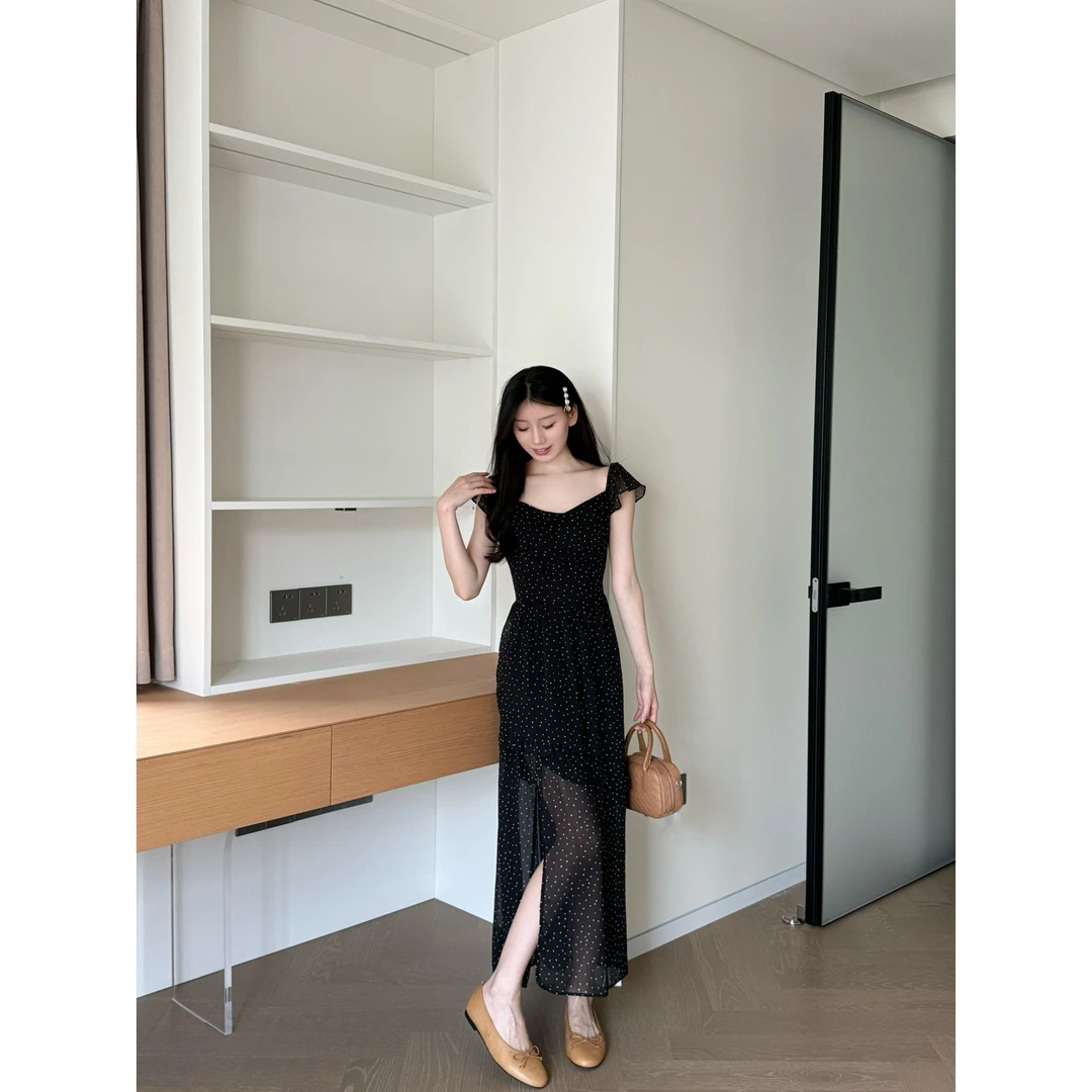 法式黑色波点印花裙子海边收腰飞飞袖连衣裙2025夏新款