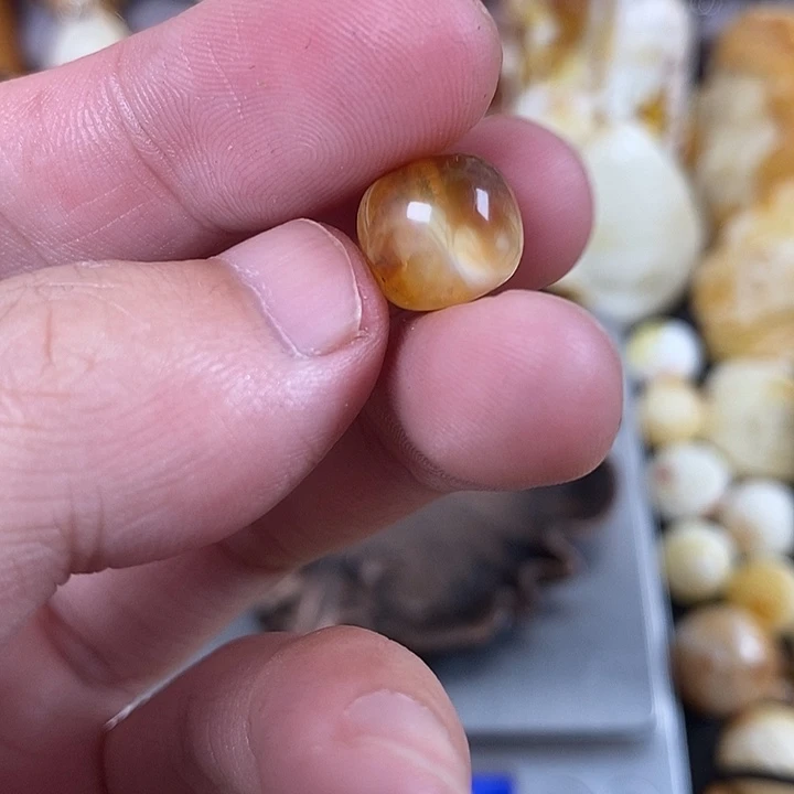 琥珀未镶嵌裸石我