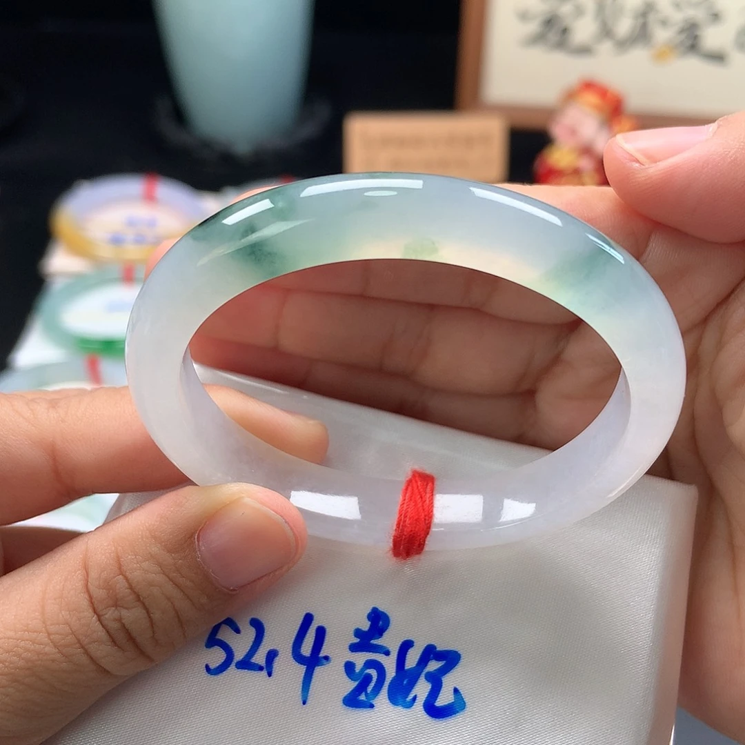 未镶嵌手镯翡翠64号