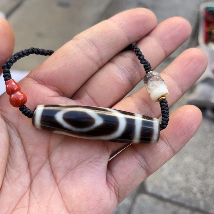 玛瑙/玉髓（覆膜）颈饰未镶嵌白