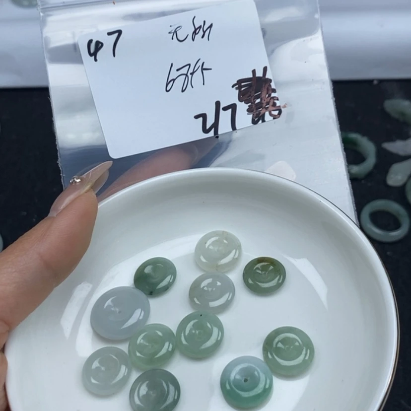 【闪购商品】翡翠颈饰未镶嵌无*谓