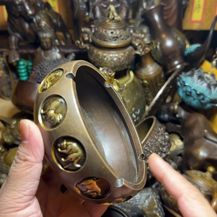 铜器摆件收收藏藏