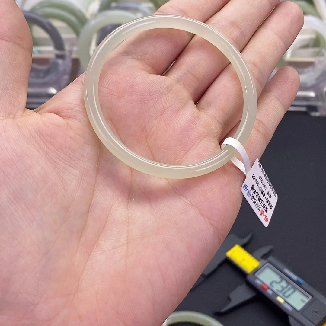 和田玉未镶嵌珠宝奇石52.53