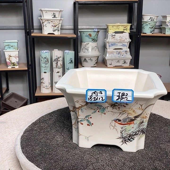 紫砂的花盆很漂亮9