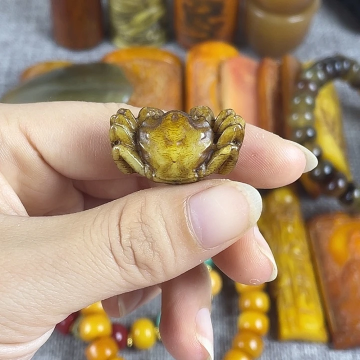 木质非金属吊坠，，