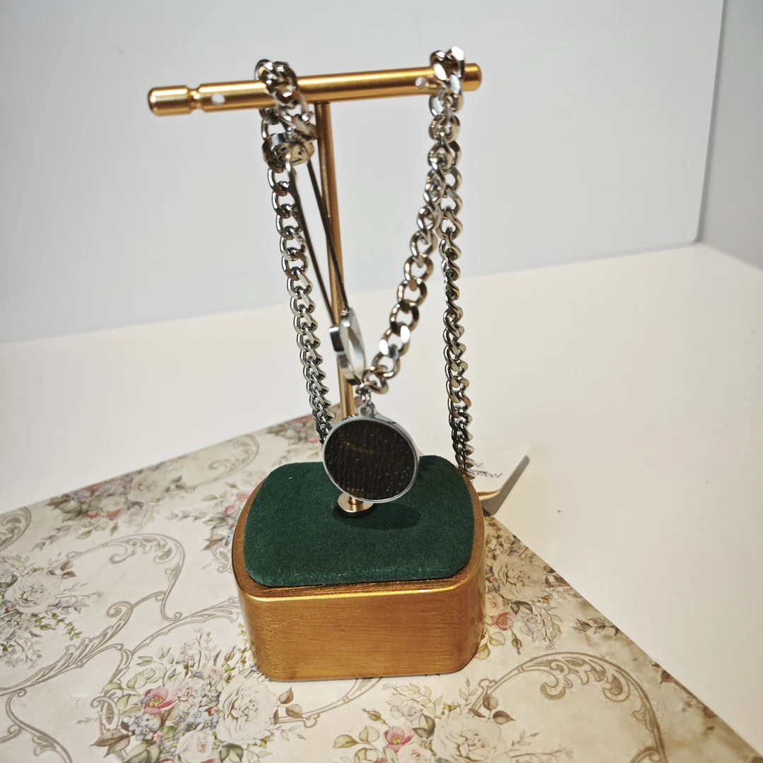 未使用 LouisVuitton/路易威登 中性风拼接可调节项链配皮 银色