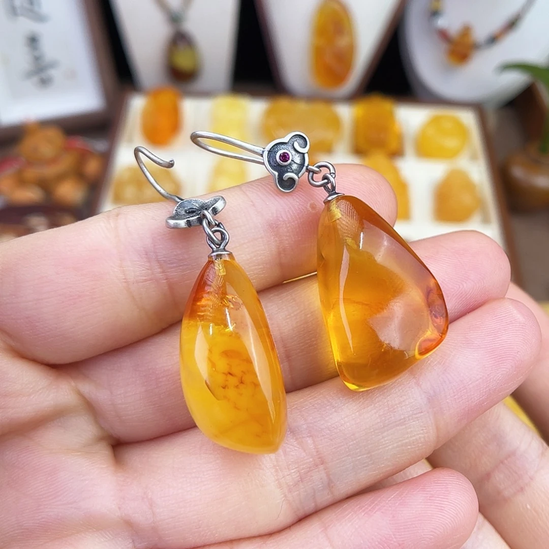琥珀未镶嵌珠宝奇石