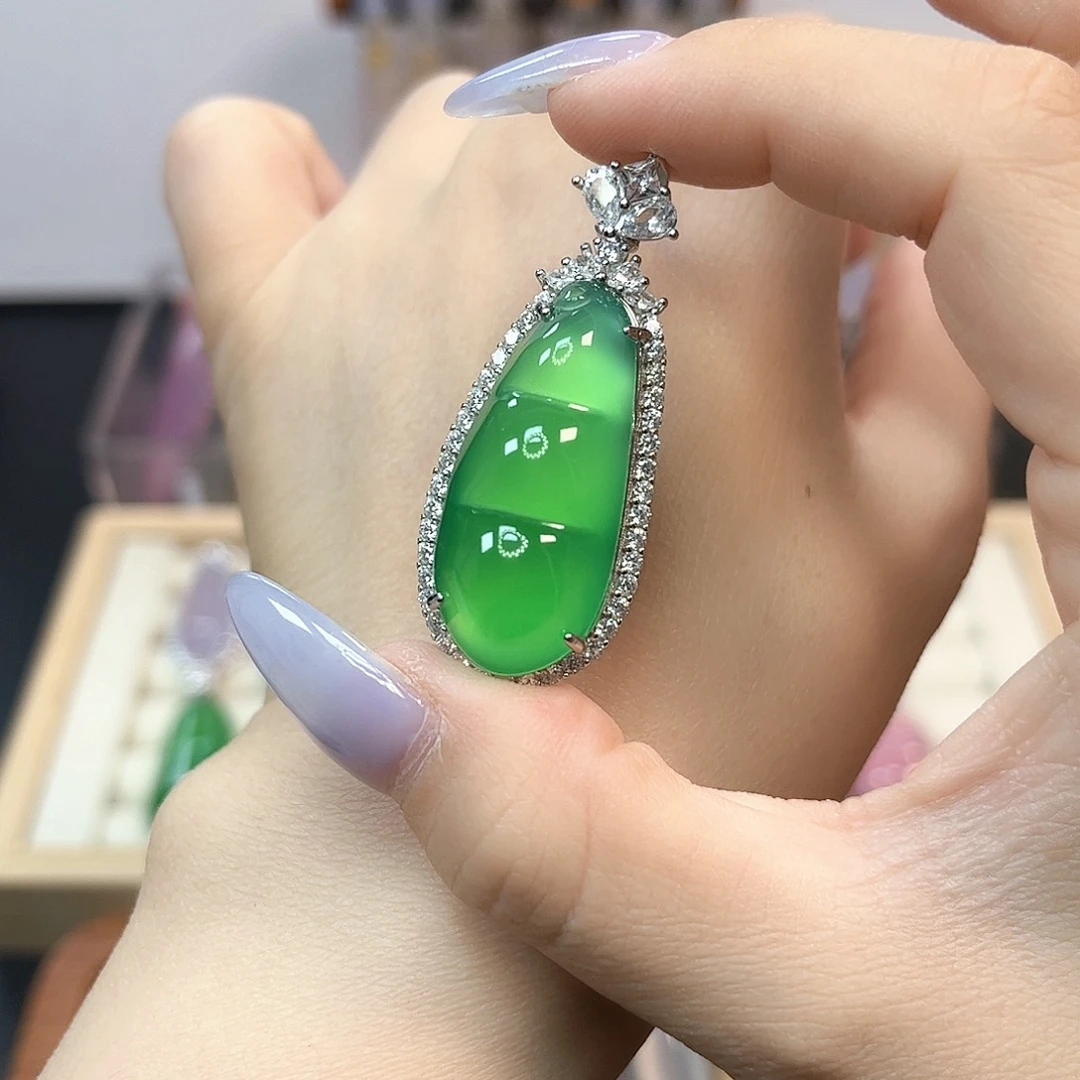 玛瑙/玉髓银S925镶嵌颈饰