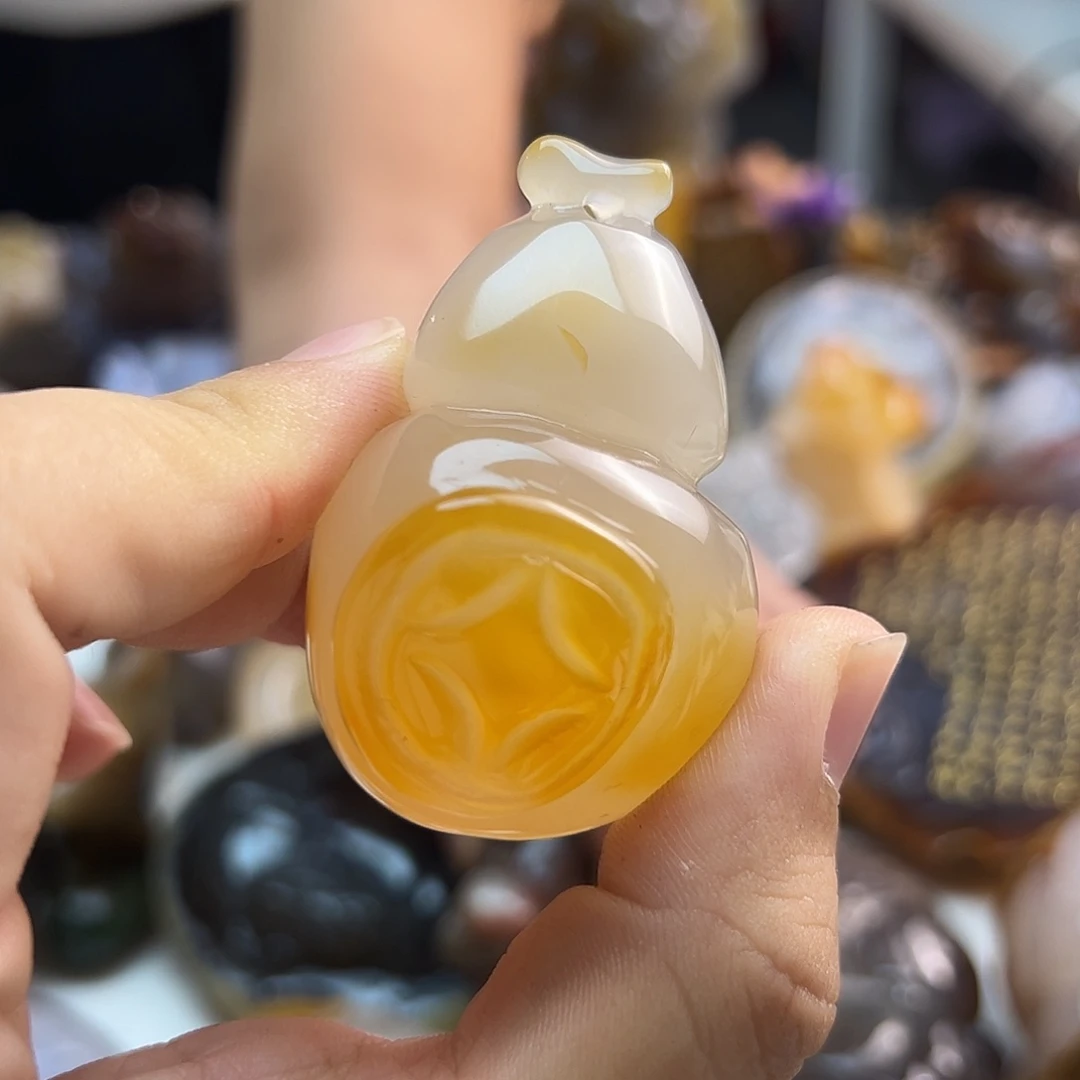 玛瑙/玉髓未镶嵌颈饰