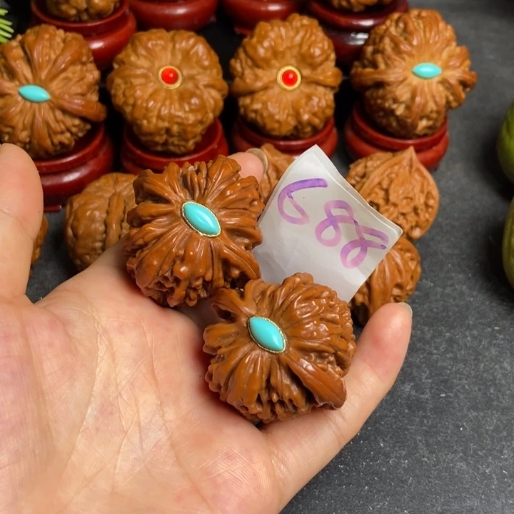 文玩核桃把件38白狮子688