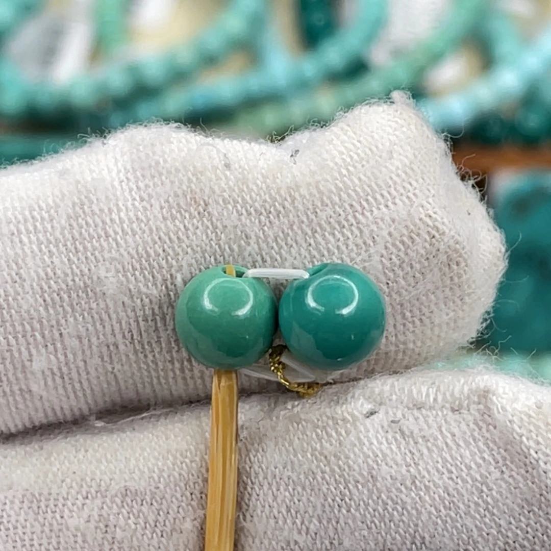 绿松石未镶嵌挂件