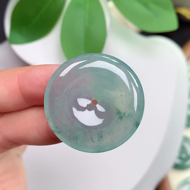 颈饰未镶嵌翡翠平安扣 29.5x5.3mm