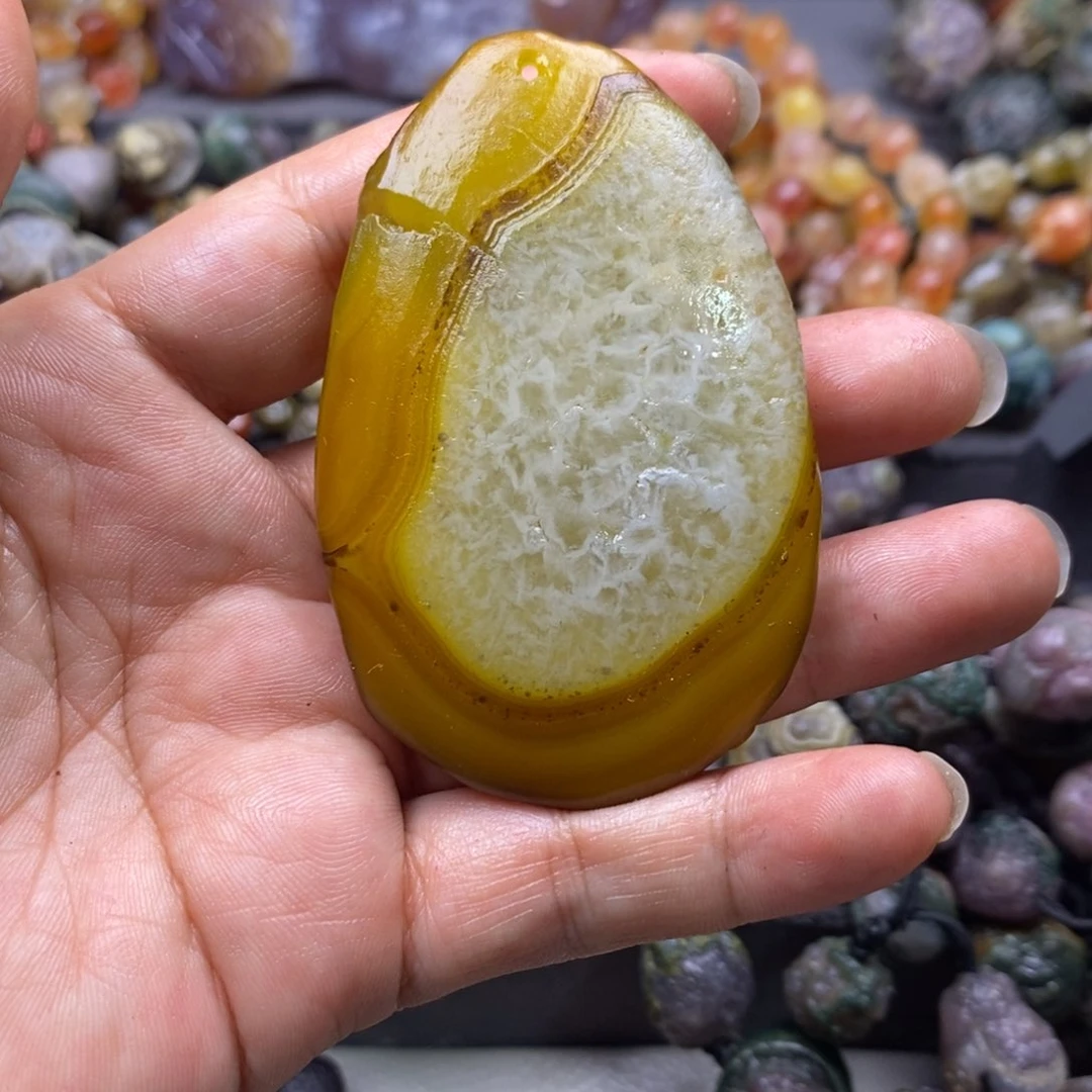 合金颈饰玛瑙/玉髓