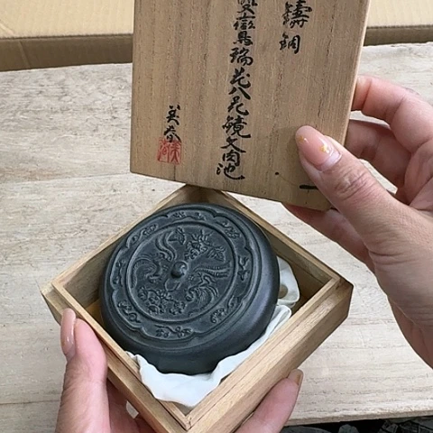 精品摆件。