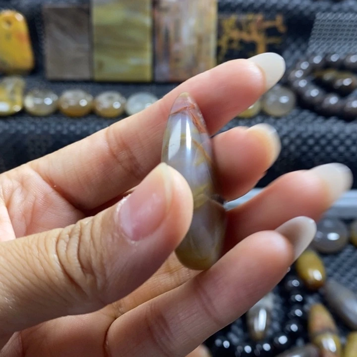 合金手串硅化玉硅化玉