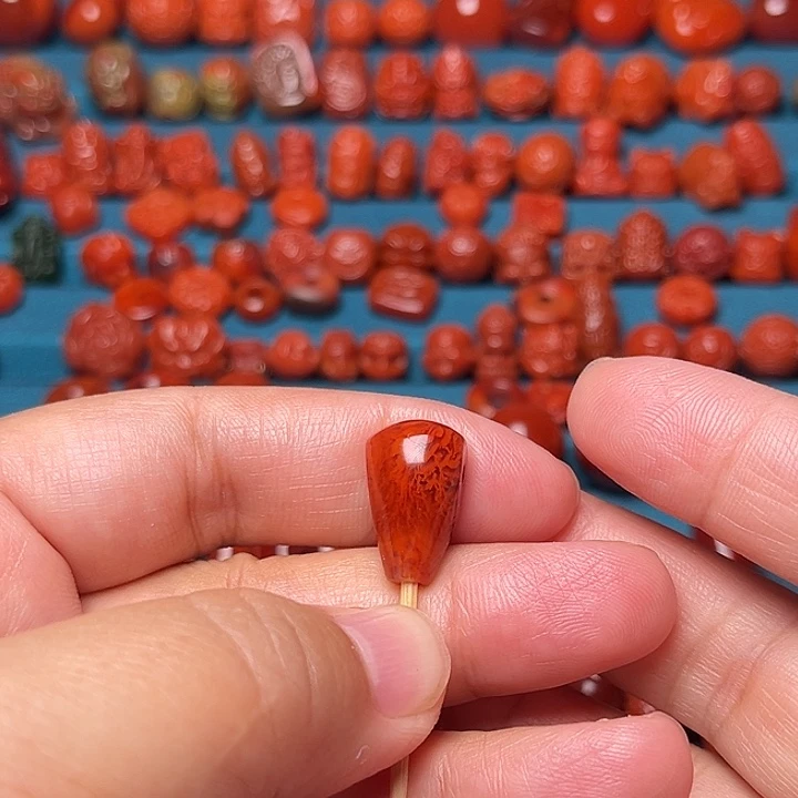 未镶嵌配饰南红玛瑙火焰纹三通10.8mm