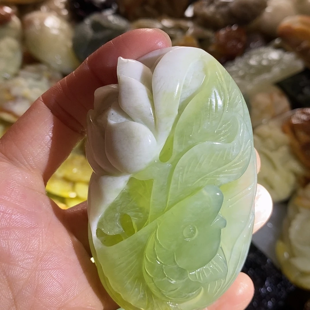 蛇纹石玉未镶嵌