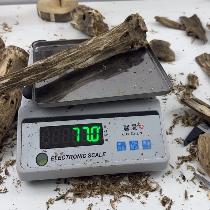 沉香碎屑沉香绿绮楠沉香77克