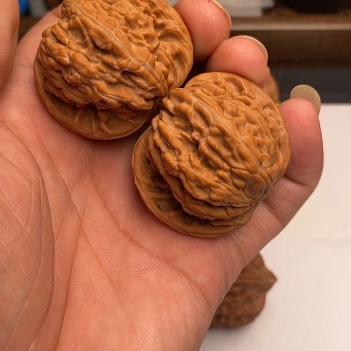 爱***子磨盘狮子头42尺寸