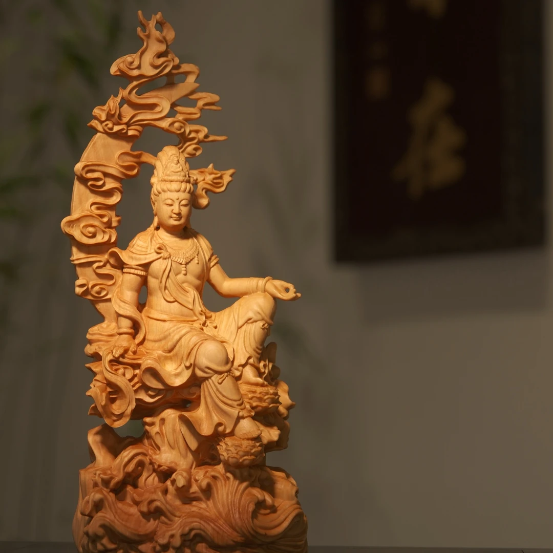 黄杨木水月观音摆件