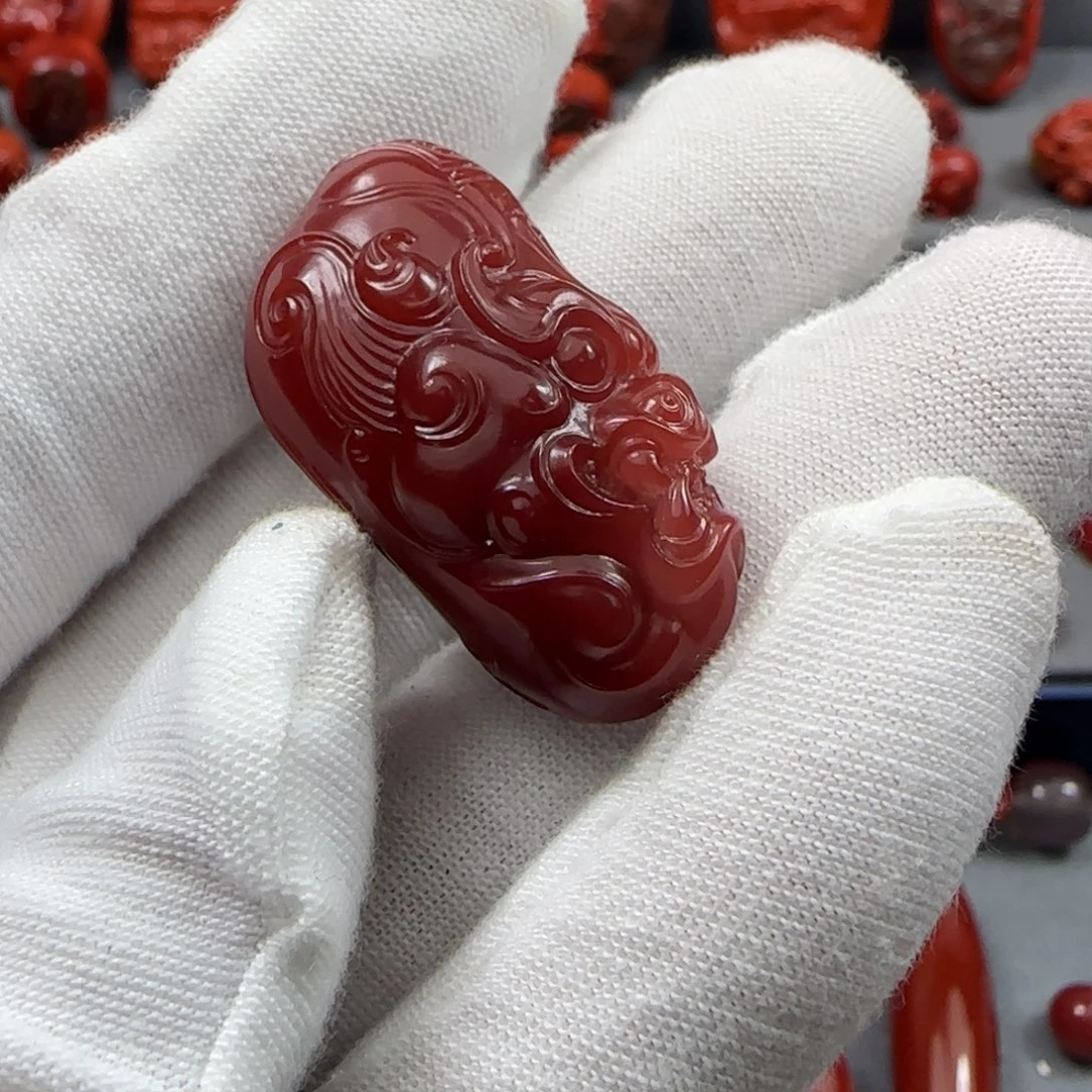 北***爷南红玛瑙未镶嵌雕件