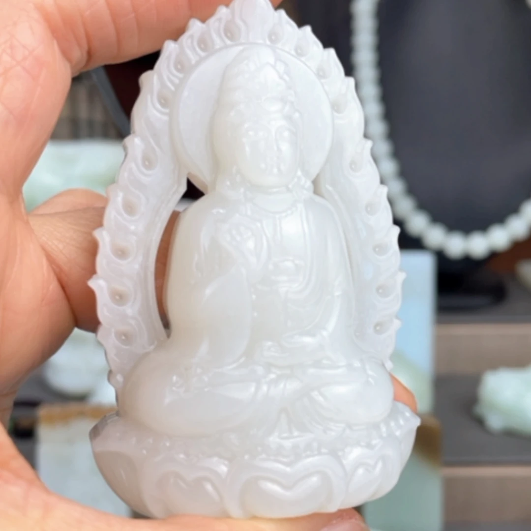 【闪购商品】颈饰未镶嵌和田玉