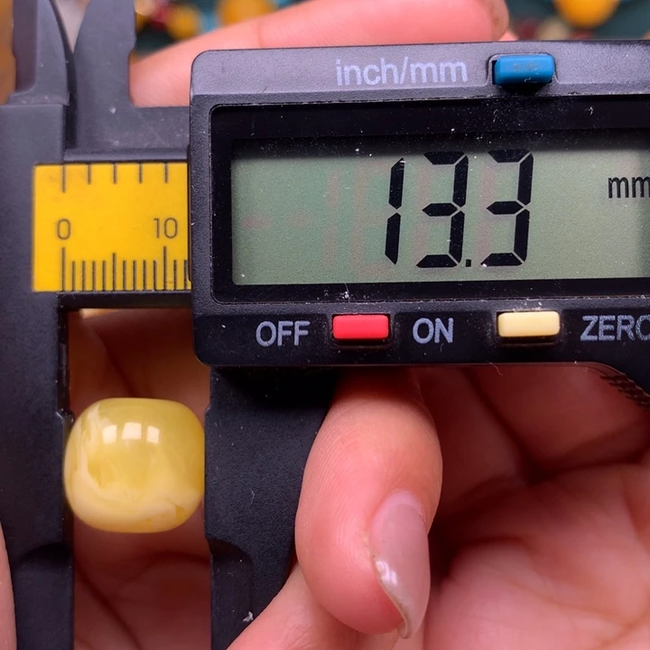 非金属仿琥珀配饰059