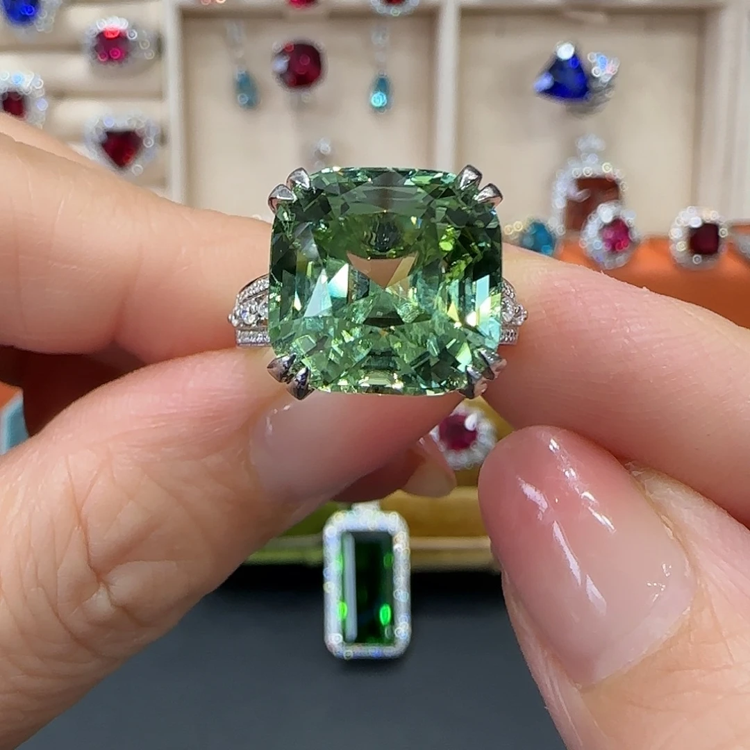 碧玺戒指18K金镶嵌12.09ct