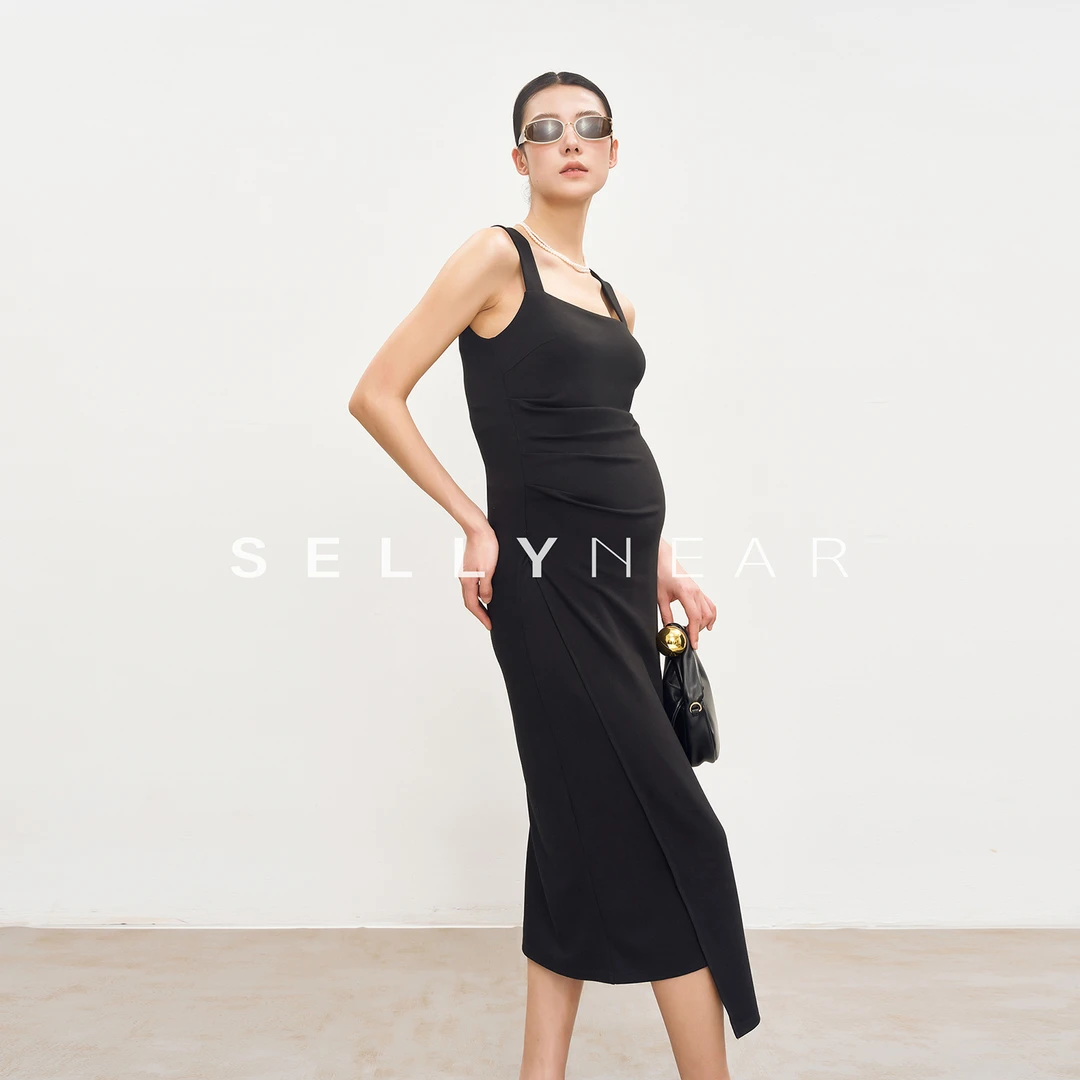 SELLYNEAR孕妇高级感穿搭连衣裙春秋新款时尚法式显瘦弹力针织裙
