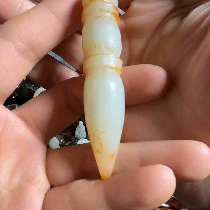 和田玉未镶嵌把件