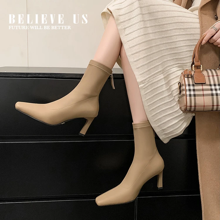 气质方头弹力瘦瘦靴2025秋冬季新款短筒女靴子高跟时装靴细跟短靴