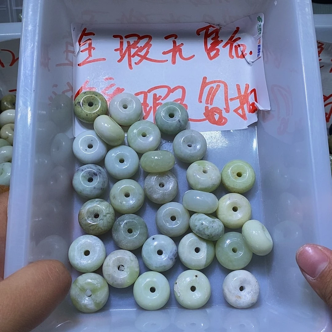 合金蛇纹石玉颈饰285